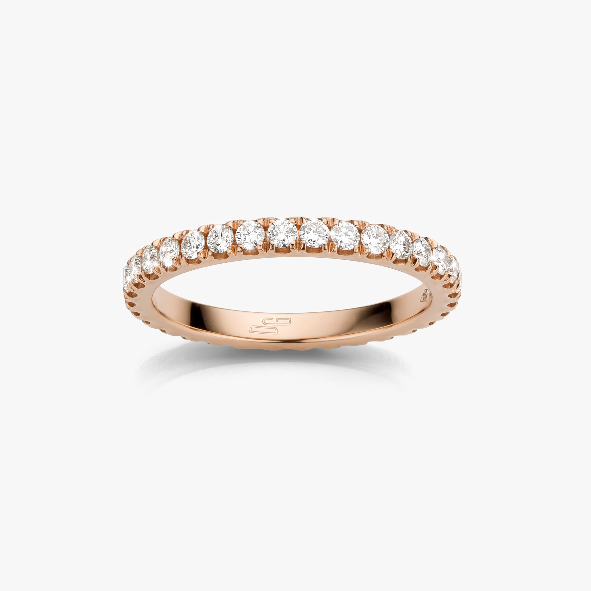 Red gold and diamond Wedding ring Eternity made by Atelier Wittmann