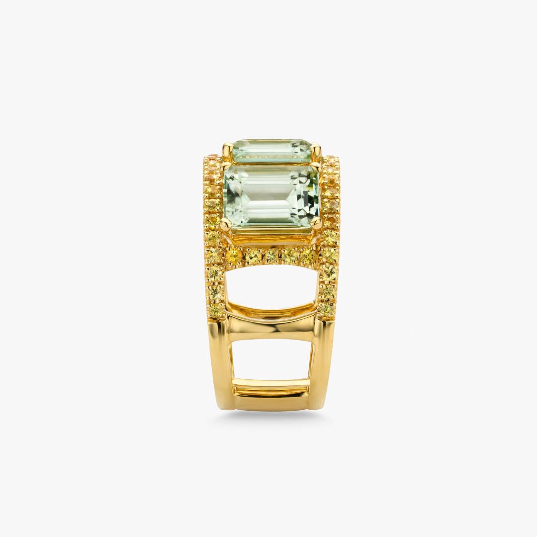 Geelgouden ring gezet met groene toermalijn en briljant geslepen gele diamanten made by Maison De Greef