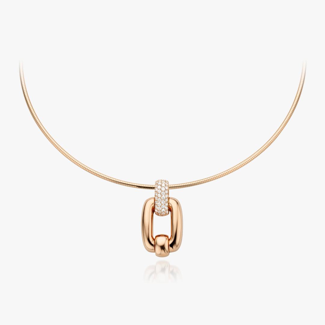 Rose gold Link Necklace With Central Link In Diamond Pave made by Maison De Greef