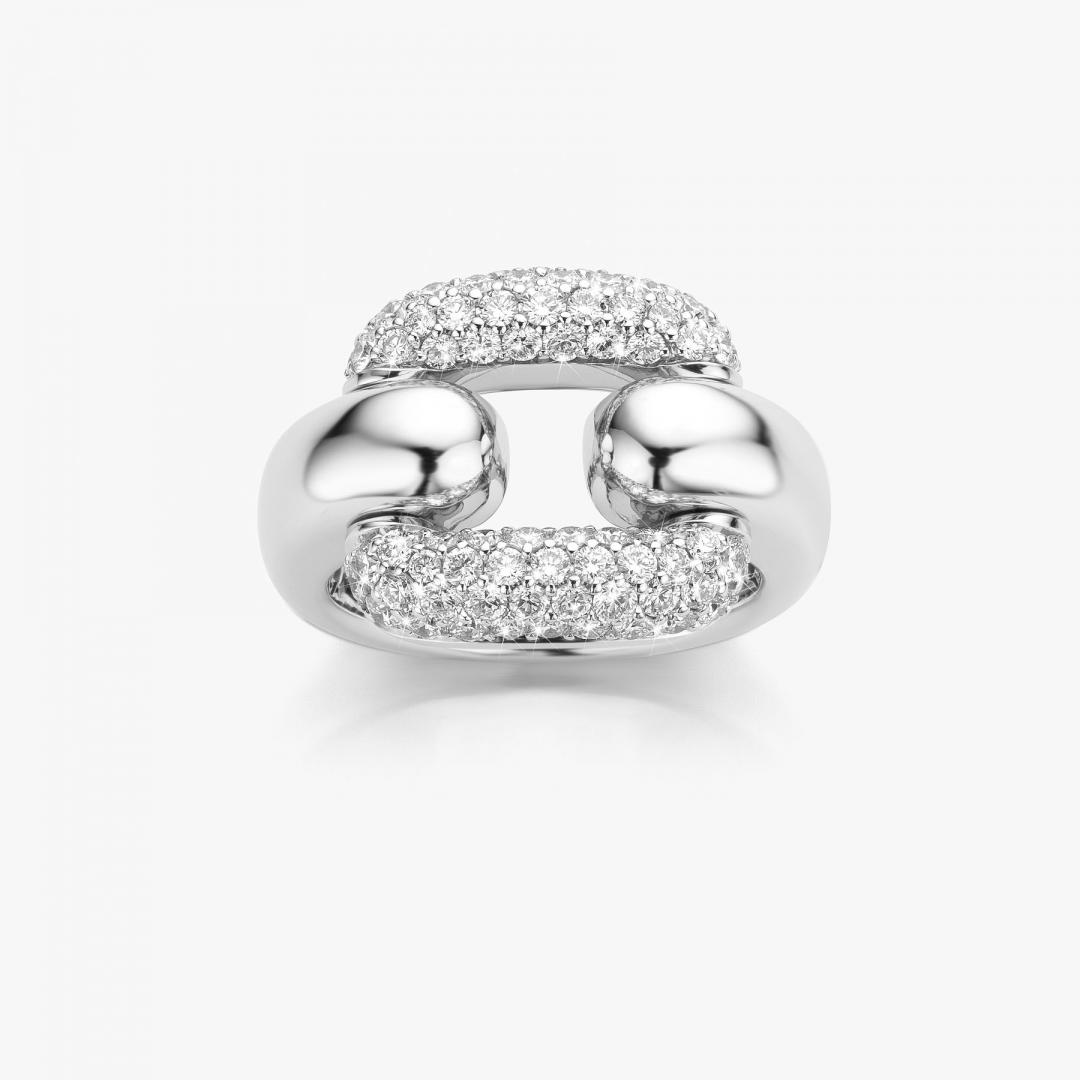 White gold Link ring with central link in diamond pave made by Maison De Greef