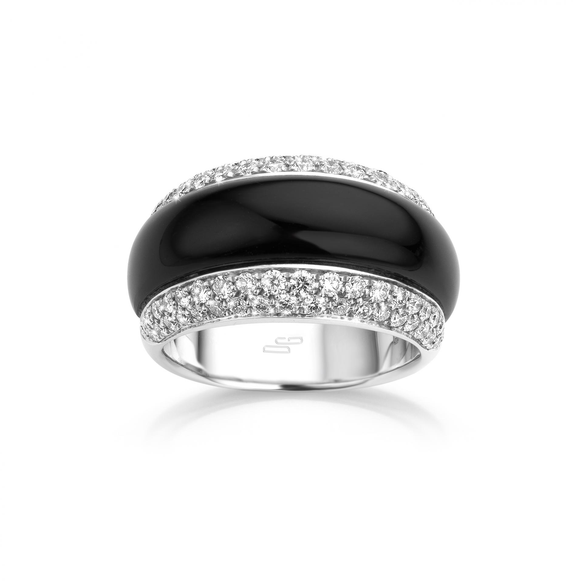 White gold ring set with an onyx and brilliant cut diamonds made by Maison De Greef