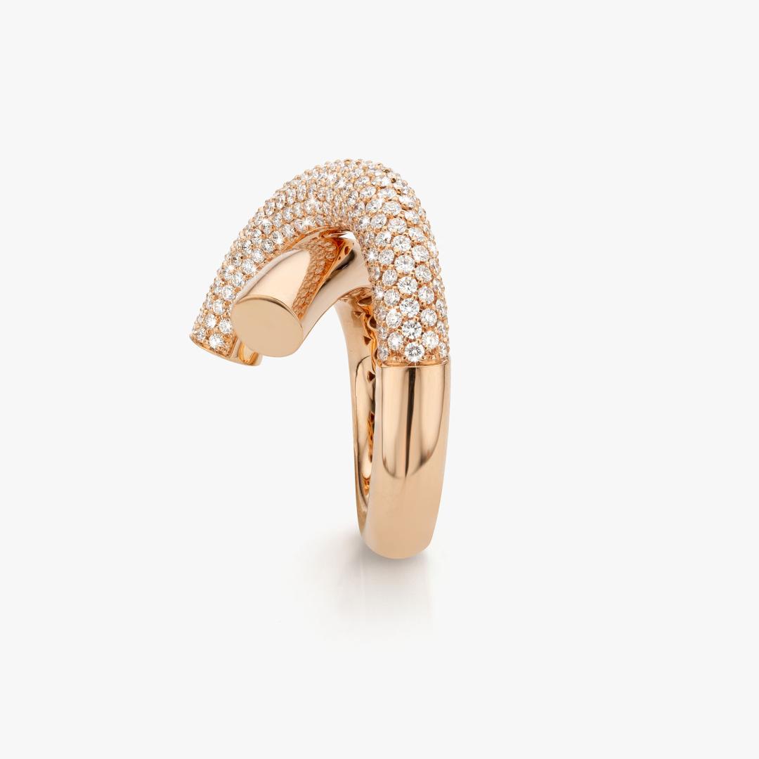 Semi-pavé Stella ring in rose gold and white diamonds made by Maison De Greef