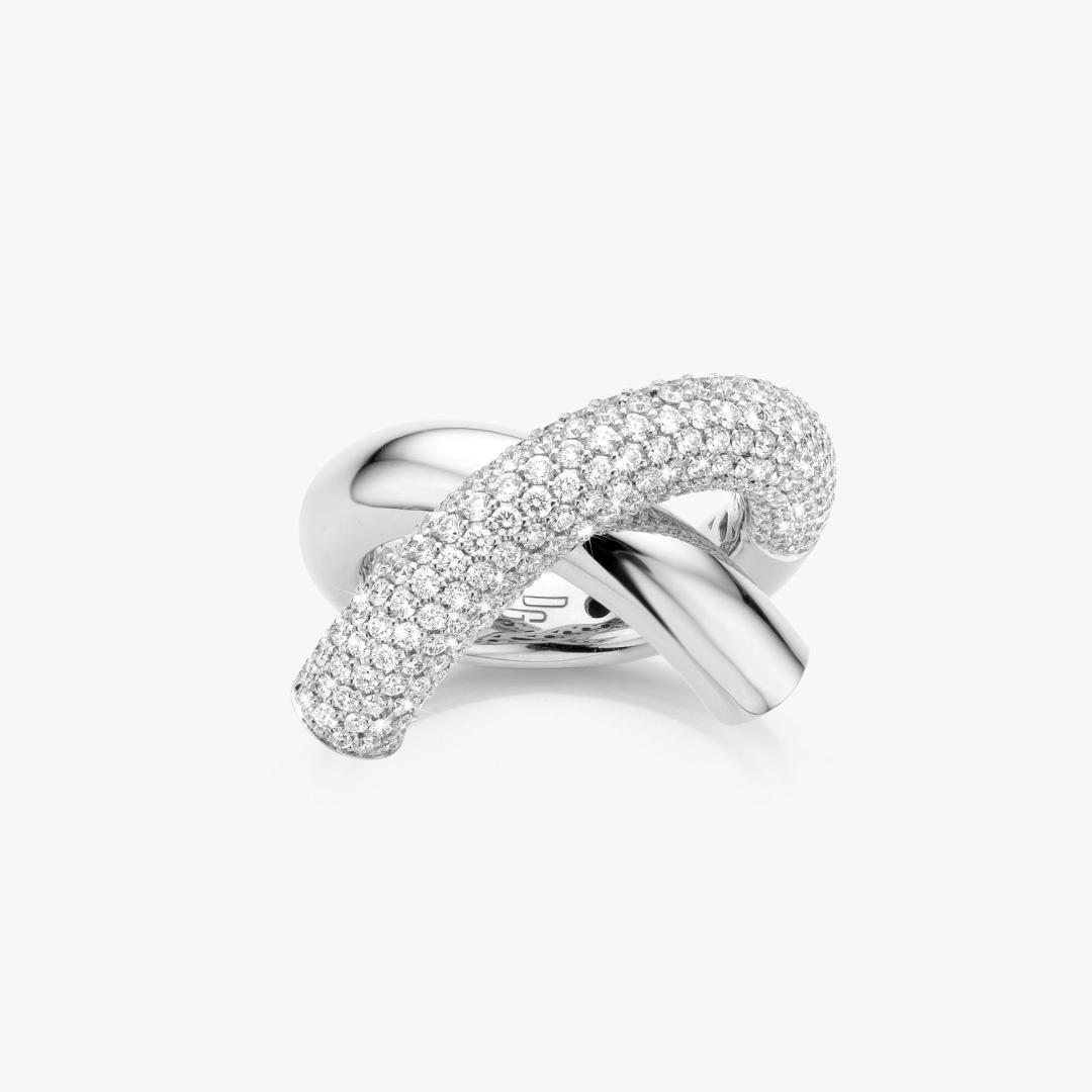 Semi-pavé Stella ring in white gold and diamonds made by Maison De Greef