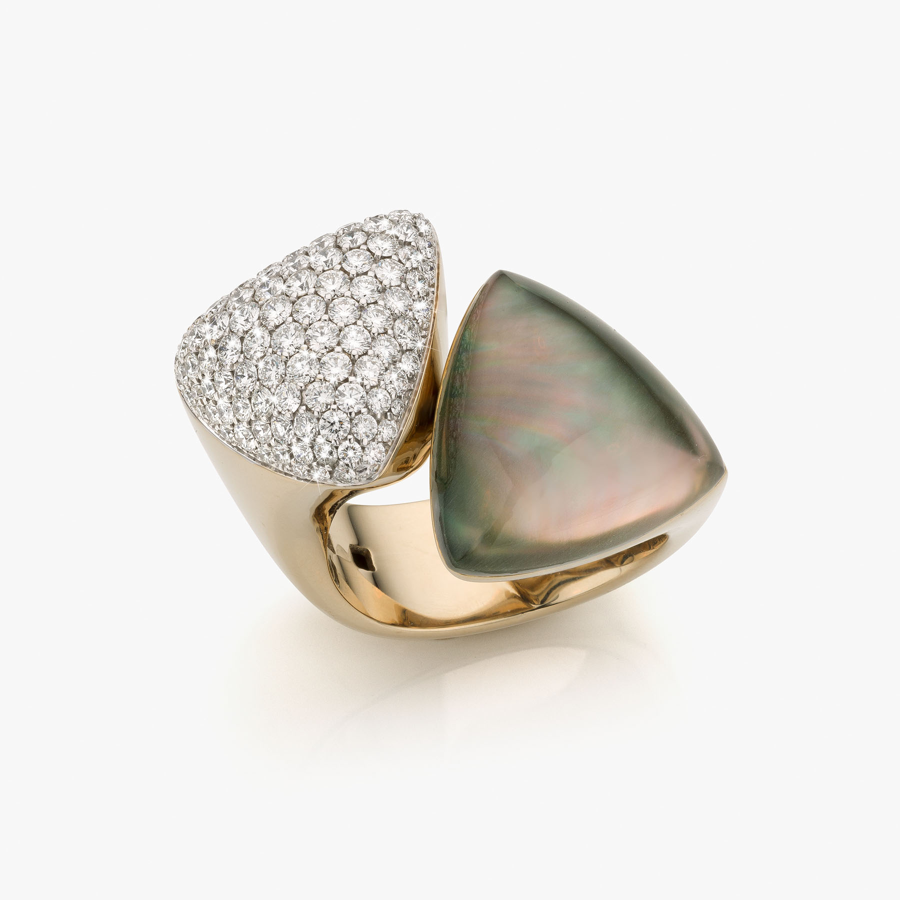images/vhernier-milano-freccia-pg1401a306/freccie_maison-de-greef_vhernier_jewellery_front.jpg