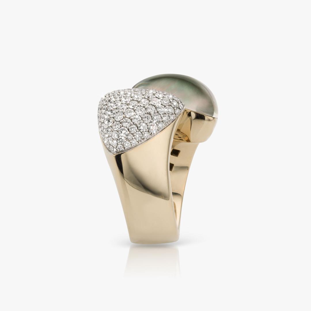White gold Freccia ring set with grey mother-of-pearl and brilliants. made by Vhernier